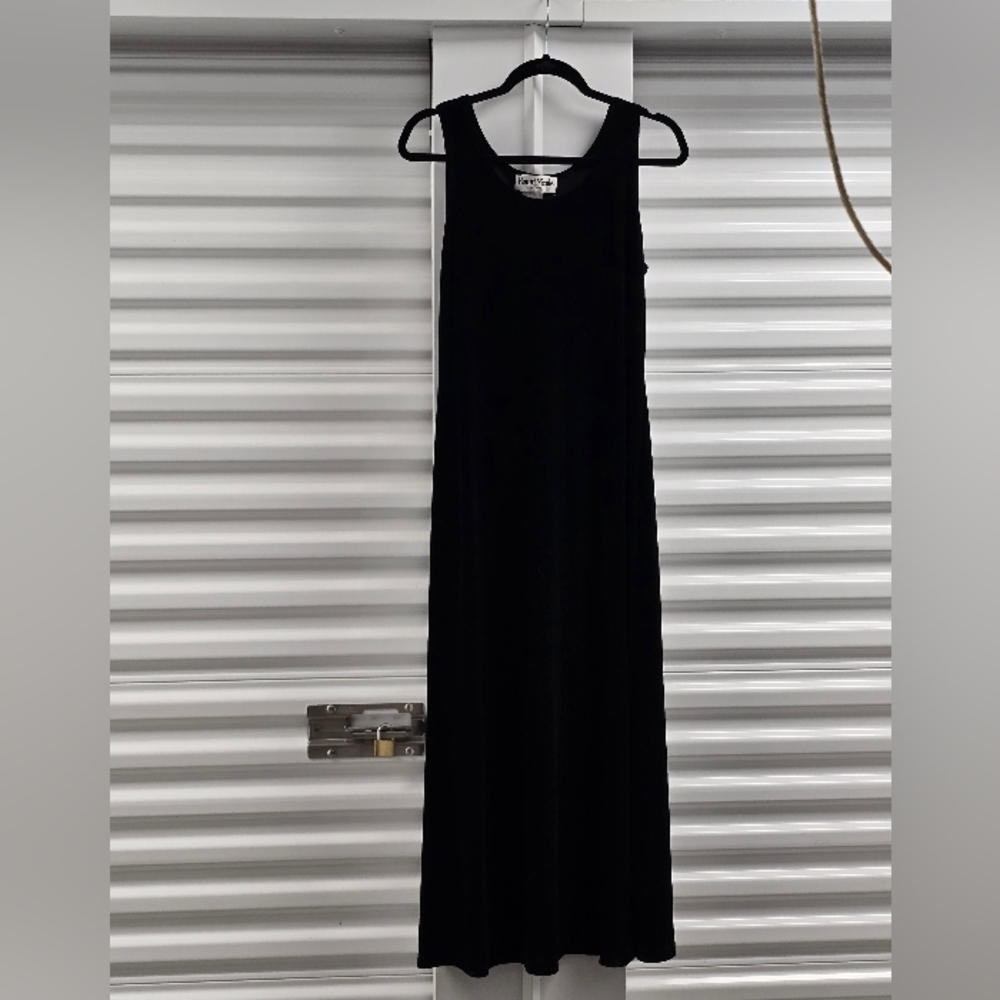 Ronnie Nicole dress